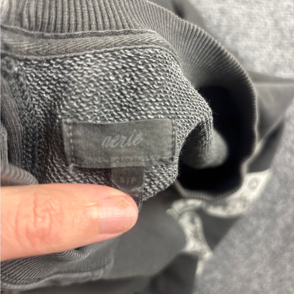 AERIE Women’s Charcoal Grey Crewneck Lace Bow Sweatshirt Keyhole cut out - Small - Picture 4 of 6